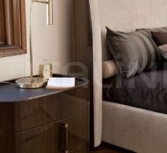 Прикроватная тумбочка MAYFAIR 00040 Прикроватная тумбочка MAYFAIR 00040 фабрика Signorini & Coco