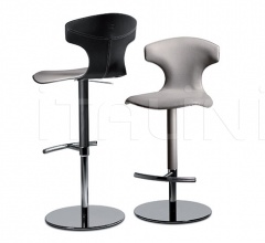 Барный стул Montera Барный стул Montera фабрика Poltrona Frau