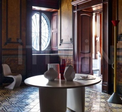 Стол обеденный Tobi-Ishi фабрика B&B Italia