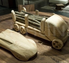 Машина CAMION “AERO F004“ фабрика Riva 1920