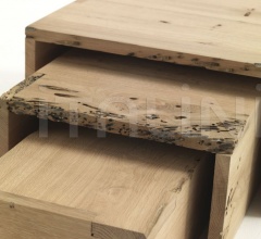 Журнальный столик BRIC-A-BRAC Журнальный столик BRIC-A-BRAC фабрика Riva 1920