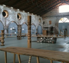 Стол обеденный RIFLESSI IN LAGUNA фабрика Riva 1920