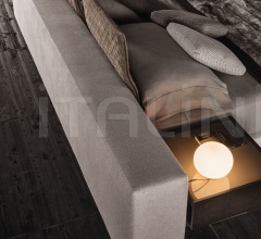 Итальянские Кровати - Кровать Yang Итальянские Кровати - Кровать Yang фабрика Minotti