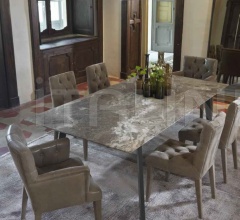 Стол обеденный Self фабрика Giulio Marelli