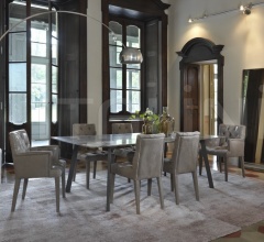 Стол обеденный Self фабрика Giulio Marelli