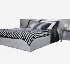 Итальянские Кровати - Кровать Ghost 81.E фабрика Gervasoni