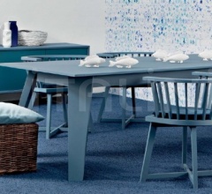 Стол обеденный Sweet 33 34 фабрика Gervasoni