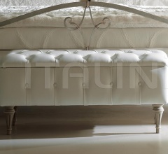 Итальянские Скамьи прикроватные - Банкетка Camelot 273-P Итальянские Скамьи прикроватные - Банкетка Camelot 273-P фабрика CorteZari