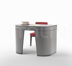 Письменный стол Amos Письменный стол Amos фабрика Flexform