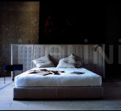 Кровать Caress фабрика Flexform