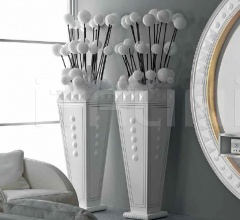 Итальянские Цветочные горшки - Кашпо VASE 125 PIRAMID Итальянские Цветочные горшки - Кашпо VASE 125 PIRAMID фабрика Vismara Design
