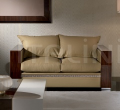 Двухместный диван Il Novecento S 472 Двухместный диван Il Novecento S 472 фабрика Elledue