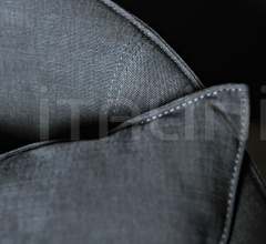 Кресло Bustier фабрика Saba Italia