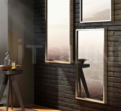 Настенное зеркало Altea фабрика Riflessi