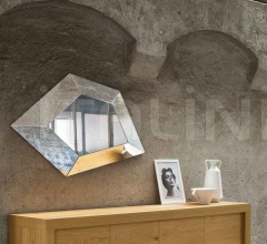 Настенное зеркало City Life фабрика Riflessi