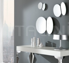 Настенное зеркало Farfalle фабрика Riflessi
