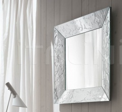 Настенное зеркало Gocce фабрика Riflessi