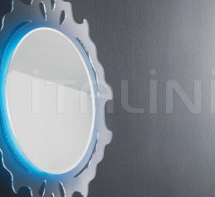 Настенное зеркало Olimpo фабрика Riflessi