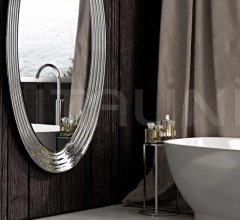 Настенное зеркало Queen фабрика Riflessi