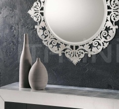 Настенное зеркало Romantico фабрика Riflessi