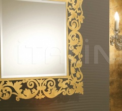 Настенное зеркало Romantico фабрика Riflessi