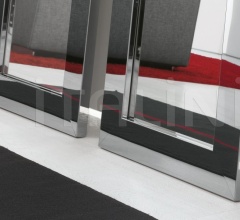 Настенное зеркало Titanio фабрика Riflessi