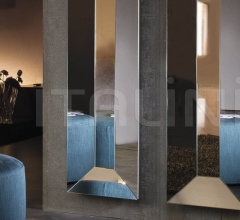 Настенное зеркало Trapezio фабрика Riflessi