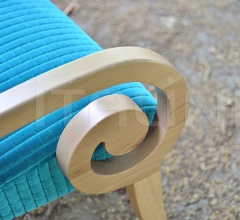 Кресло MIRA фабрика Veneta Sedie