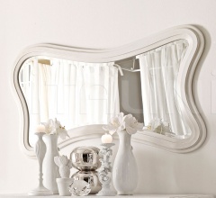 Настенное зеркало Scilla фабрика Vittoria Orlandi