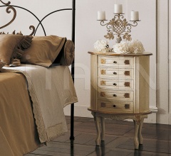 Итальянские Спальни - Тумбочка Giulia Итальянские Спальни - Тумбочка Giulia фабрика Vittoria Orlandi