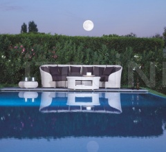 Столик MOON Столик MOON фабрика Atmosphera