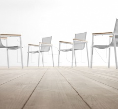 Стул с подлокотниками ALUTREND Стул с подлокотниками ALUTREND фабрика Atmosphera