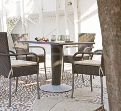 Стул с подлокотниками MIAMI Стул с подлокотниками MIAMI фабрика Atmosphera