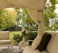 Настенный светильник AXOLUTE Настенный светильник AXOLUTE фабрика Atmosphera