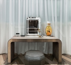 Туалетный столик Wright Туалетный столик Wright фабрика IPE Cavalli (Visionnaire)