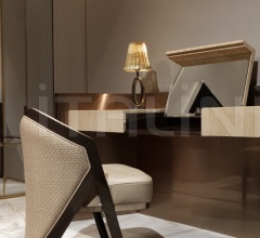 Итальянские Свет - Настольная лампа Egg Итальянские Свет - Настольная лампа Egg фабрика IPE Cavalli (Visionnaire)