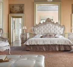 Настенное зеркало 1744 Настенное зеркало 1744 фабрика Galimberti Lino