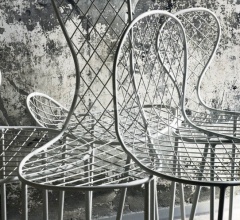 Стул Family Chair Стул Family Chair фабрика Living Divani