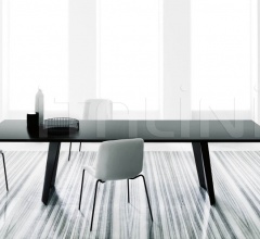 Стол обеденный Wedge Стол обеденный Wedge фабрика Living Divani