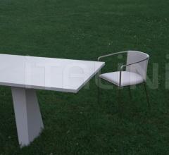 Стол обеденный Wedge Стол обеденный Wedge фабрика Living Divani