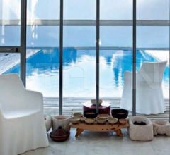 Итальянские Уличная мебель - Стул с подлокотниками Phantom-P фабрика Domitalia