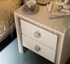 Тумбочка RIGOLETTO Тумбочка RIGOLETTO фабрика Mazzali