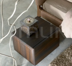 Тумбочка Sassidifiume фабрика Falegnameria 1946