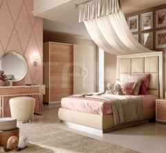 Кровать CHANTILLY 13 Кровать CHANTILLY 13 фабрика Caroti