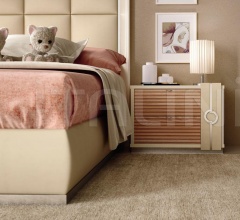 Тумбочка PLATEAU 42/B Тумбочка PLATEAU 42/B фабрика Caroti