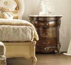 Тумбочка Corinzia antiquariato Тумбочка Corinzia antiquariato фабрика Grilli
