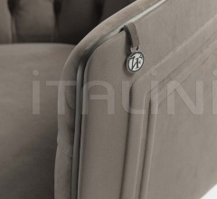 Кресло POGGI CAPITONNE Кресло POGGI CAPITONNE фабрика Vittoria Frigerio