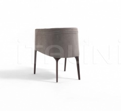 Стул с подлокотниками POGGI CAPITONNE Стул с подлокотниками POGGI CAPITONNE фабрика Vittoria Frigerio