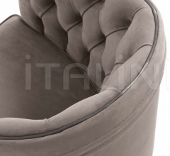 Стул с подлокотниками POGGI CAPITONNE Стул с подлокотниками POGGI CAPITONNE фабрика Vittoria Frigerio