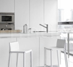 Итальянские Рестораны/Бары - Барный стул Mirtillo фабрика Bonaldo